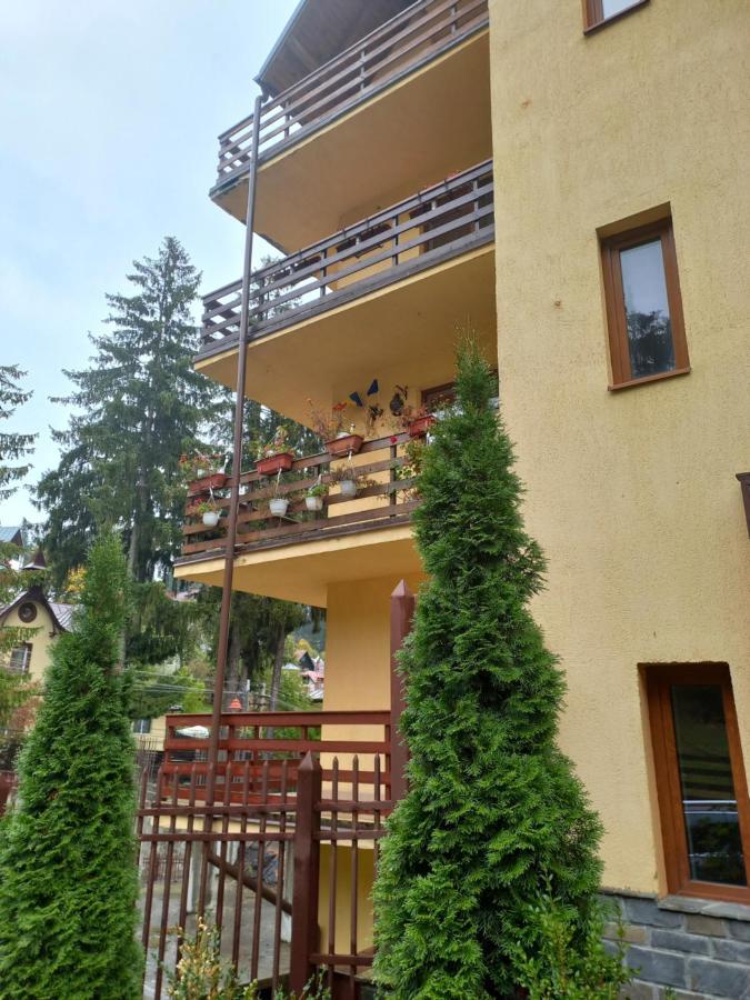 Apartament Aosta Central Sinaia Apartamento Exterior foto